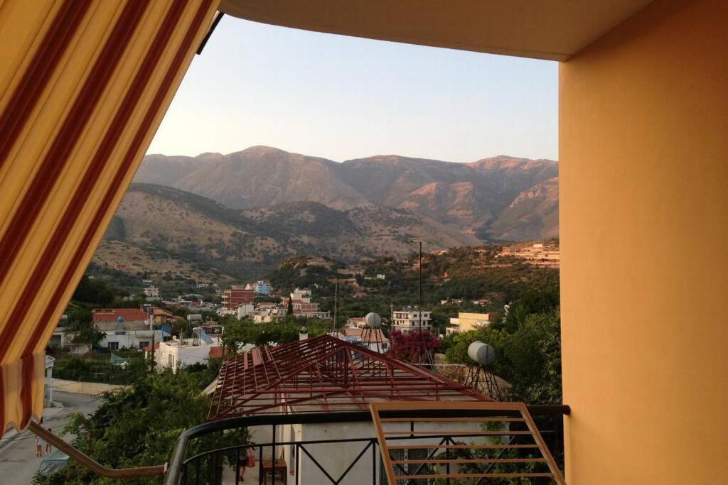 Lina'S Apartment Himare Buitenkant foto
